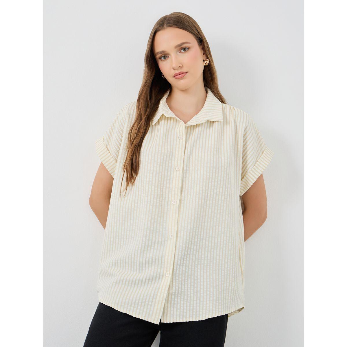 بلوزة فضفاضة مخططة بأكمام قصيرة وأزرار-women-clothing-shirtsandblouses-shirts-image-1