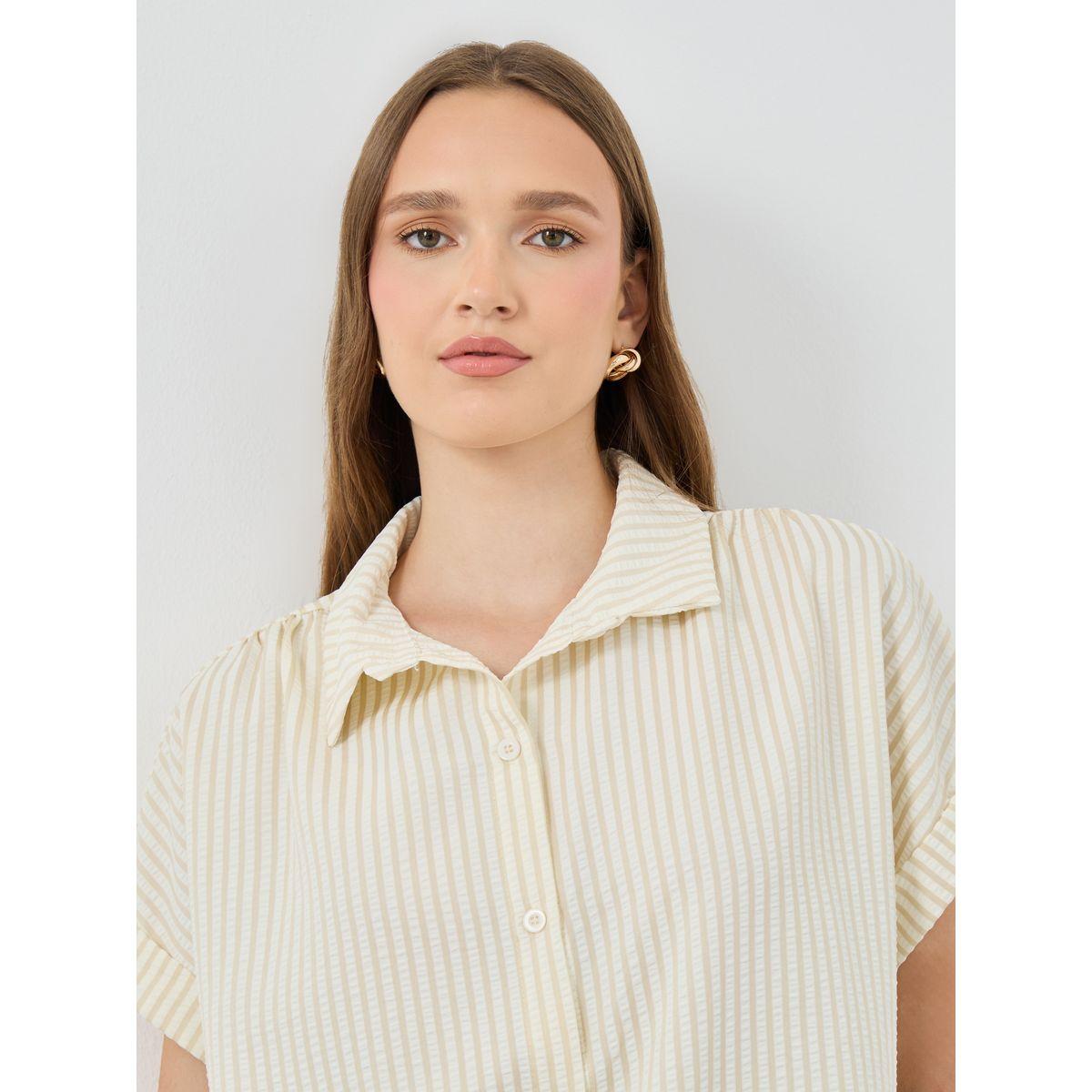 بلوزة فضفاضة مخططة بأكمام قصيرة وأزرار-women-clothing-shirtsandblouses-shirts-image-3