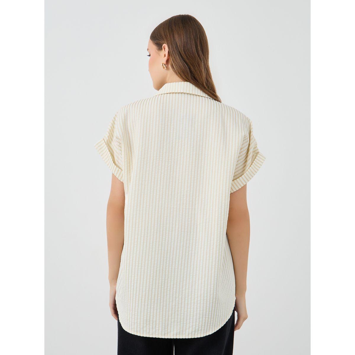 بلوزة فضفاضة مخططة بأكمام قصيرة وأزرار-women-clothing-shirtsandblouses-shirts-image-4