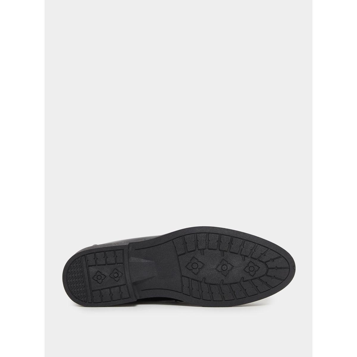 Styli Plain Almond Toe Slip On Formal Shoes-men-shoes-loafersandmoccasins-image-6