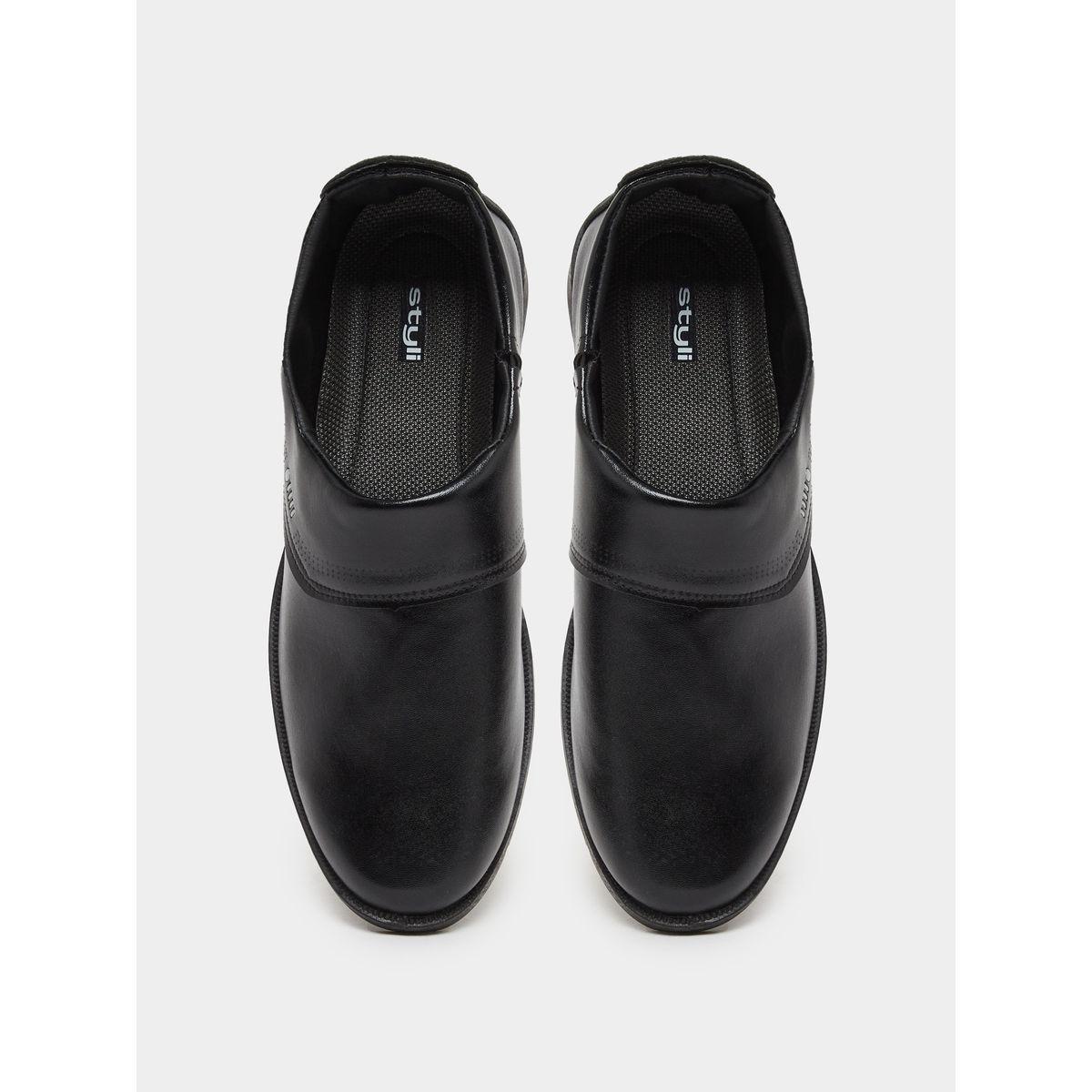 حذاء رسمي سادة سهل الارتداء بتفاصيل مدروزة-men-shoes-formalshoes-image-5