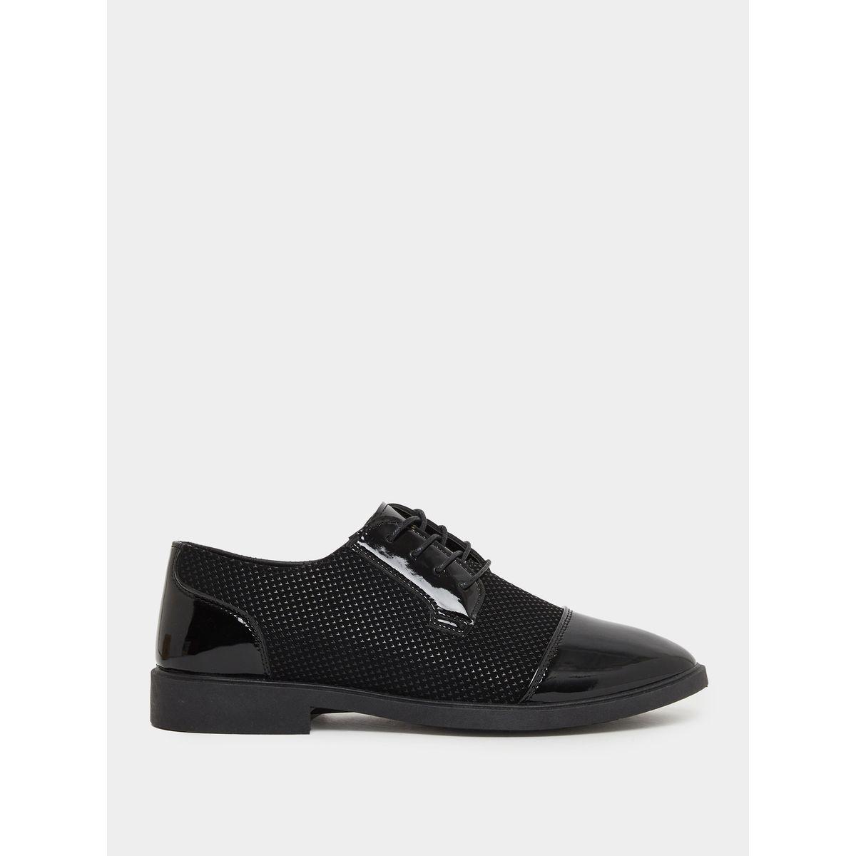 حذاء ديربي بمقدمة ألموند ورباط غلق-men-shoes-formalshoes-image-1