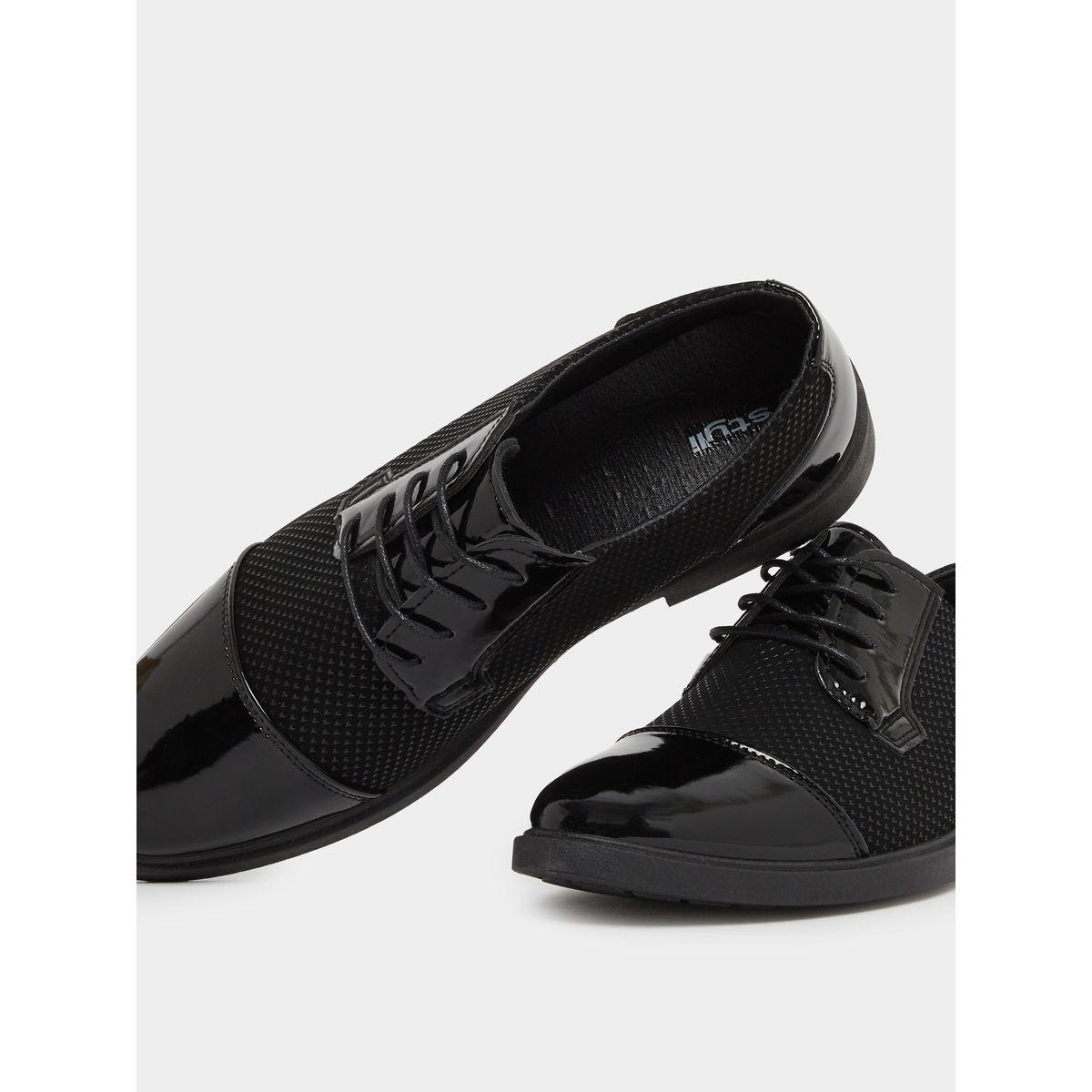 حذاء ديربي بمقدمة ألموند ورباط غلق-men-shoes-formalshoes-image-3