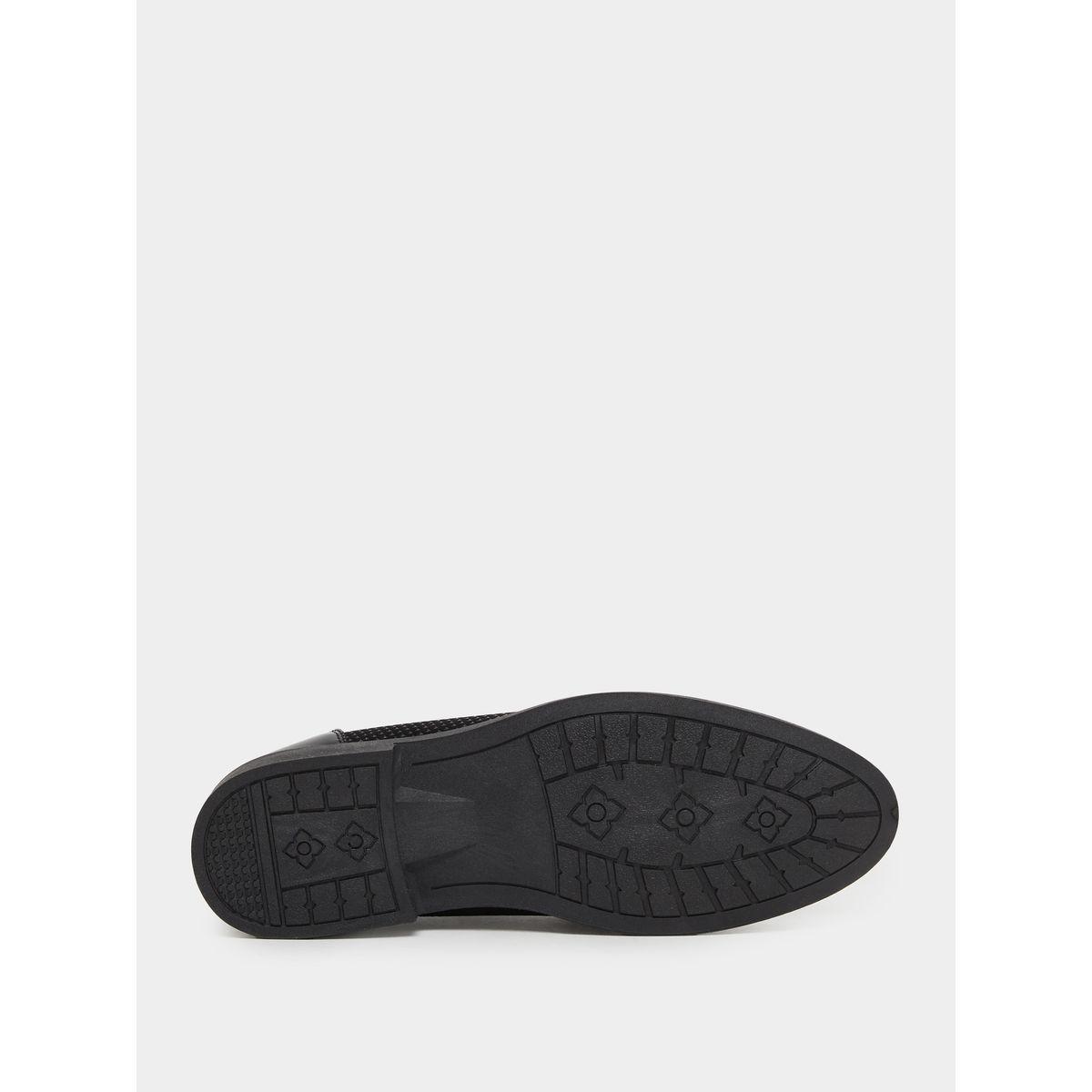 حذاء ديربي بمقدمة ألموند ورباط غلق-men-shoes-formalshoes-image-6