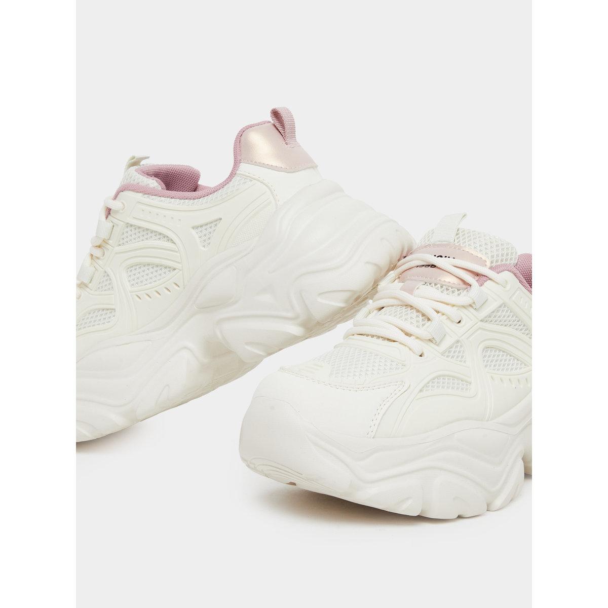 حذاء سنيكرز بنعل شانكي-women-shoes-sneakers-image-4