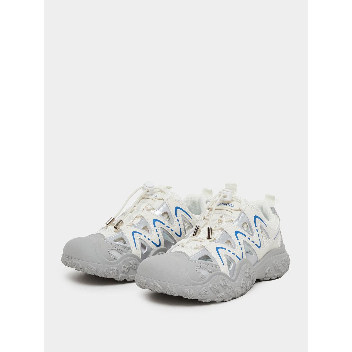 حذاء سنيكرز بنعل بارز الملمس-women-shoes-sneakers-image-3