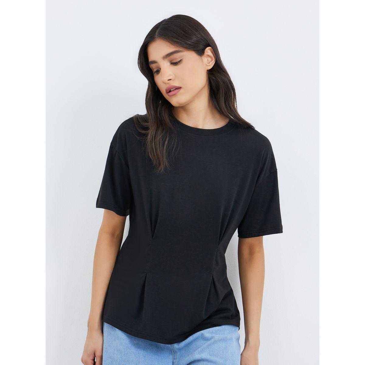 تيشيرت بتفاصيل كسرات على الخصر وياقة دائرية-women-clothing-tshirts-image-1