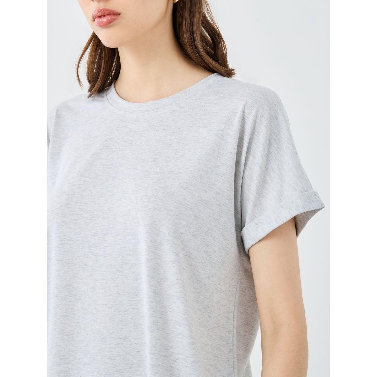 تيشيرت سادة بقصة عادية-women-clothing-tshirts-image-3