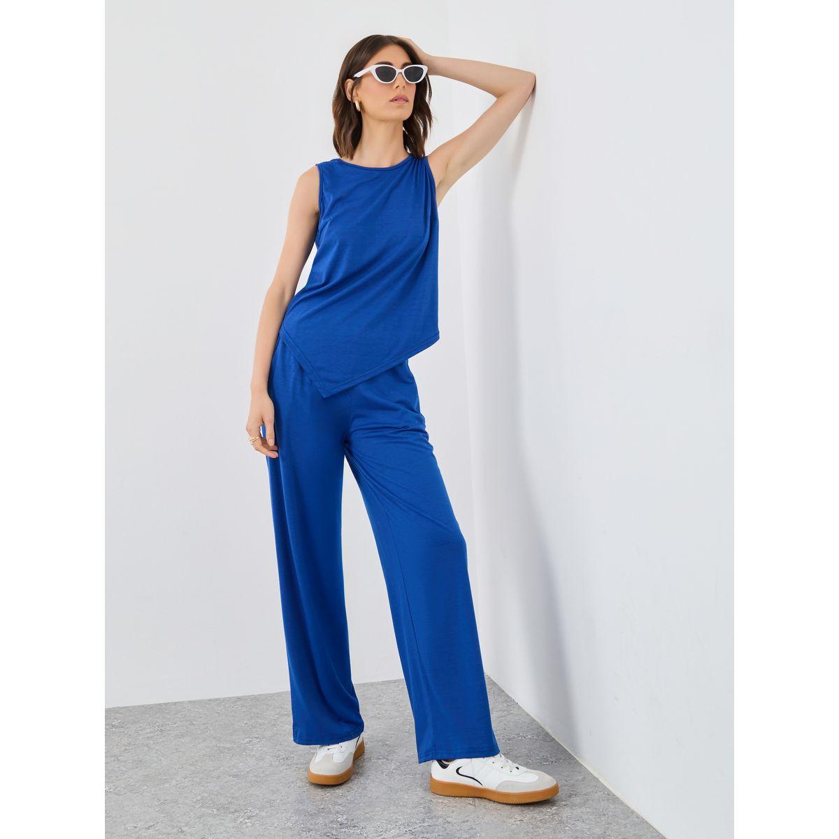 طقم منسق من بنطال بأرجل واسعة مع بلوزة-women-clothing-coordsets-image-1