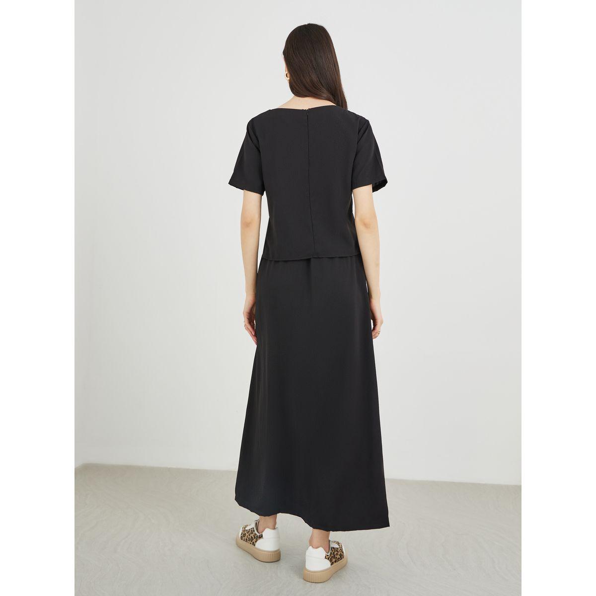 Styli Ruched Side Short Sleeve Top and Maxi Skirt Co-Ords-women-clothing-coordsets-image-4