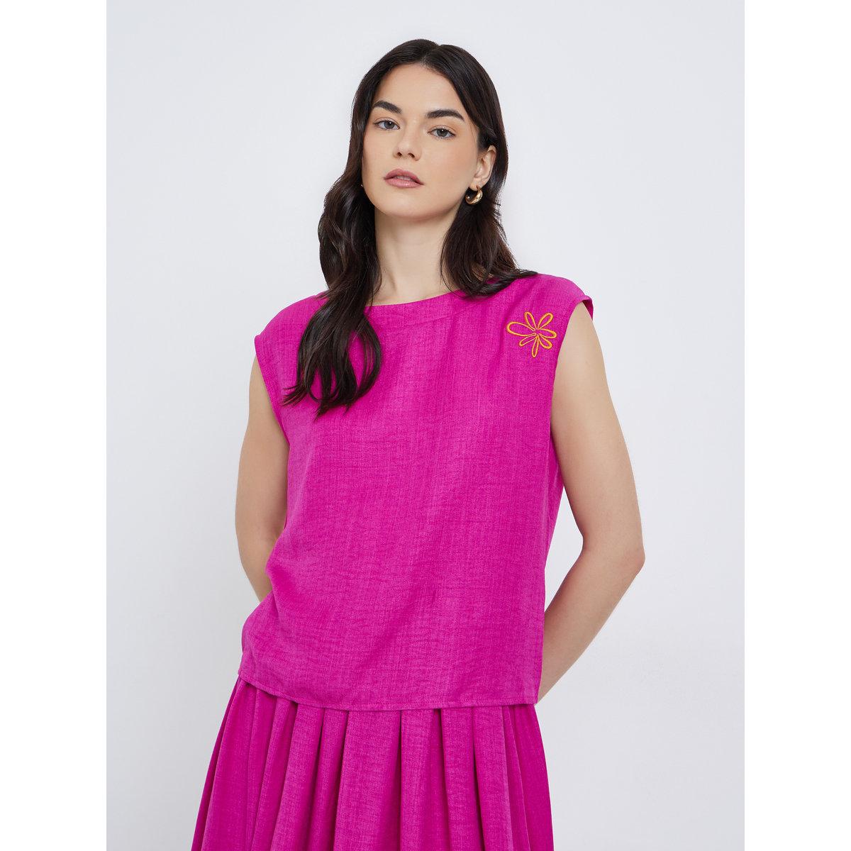 Styli Floral Embroidered Top and Maxi Skirt Co-Ords-women-clothing-coordsets-image-2