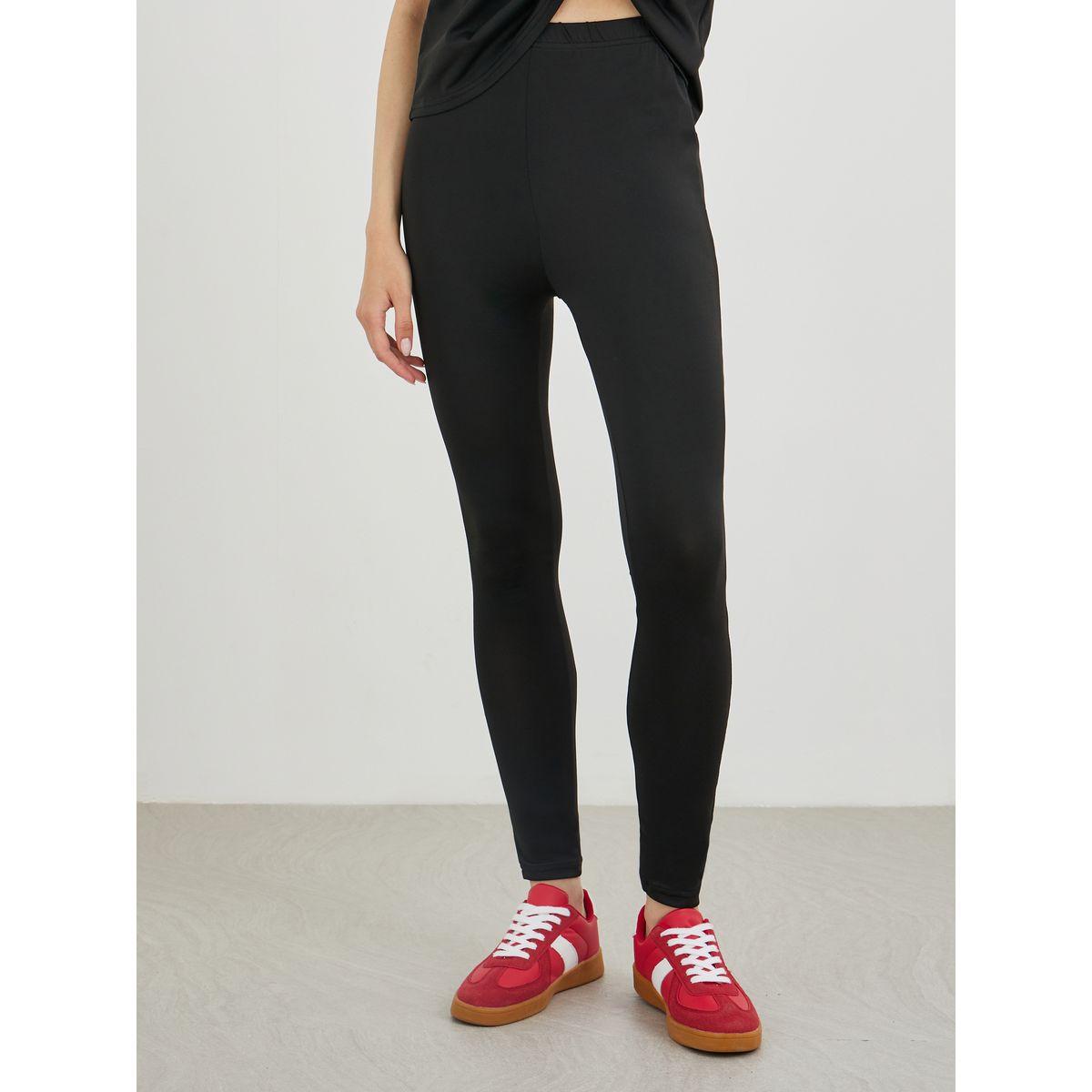 Styli Printed Pocket Detail T-Shirt and Leggings Co-Ords-women-clothing-coordsets-image-6