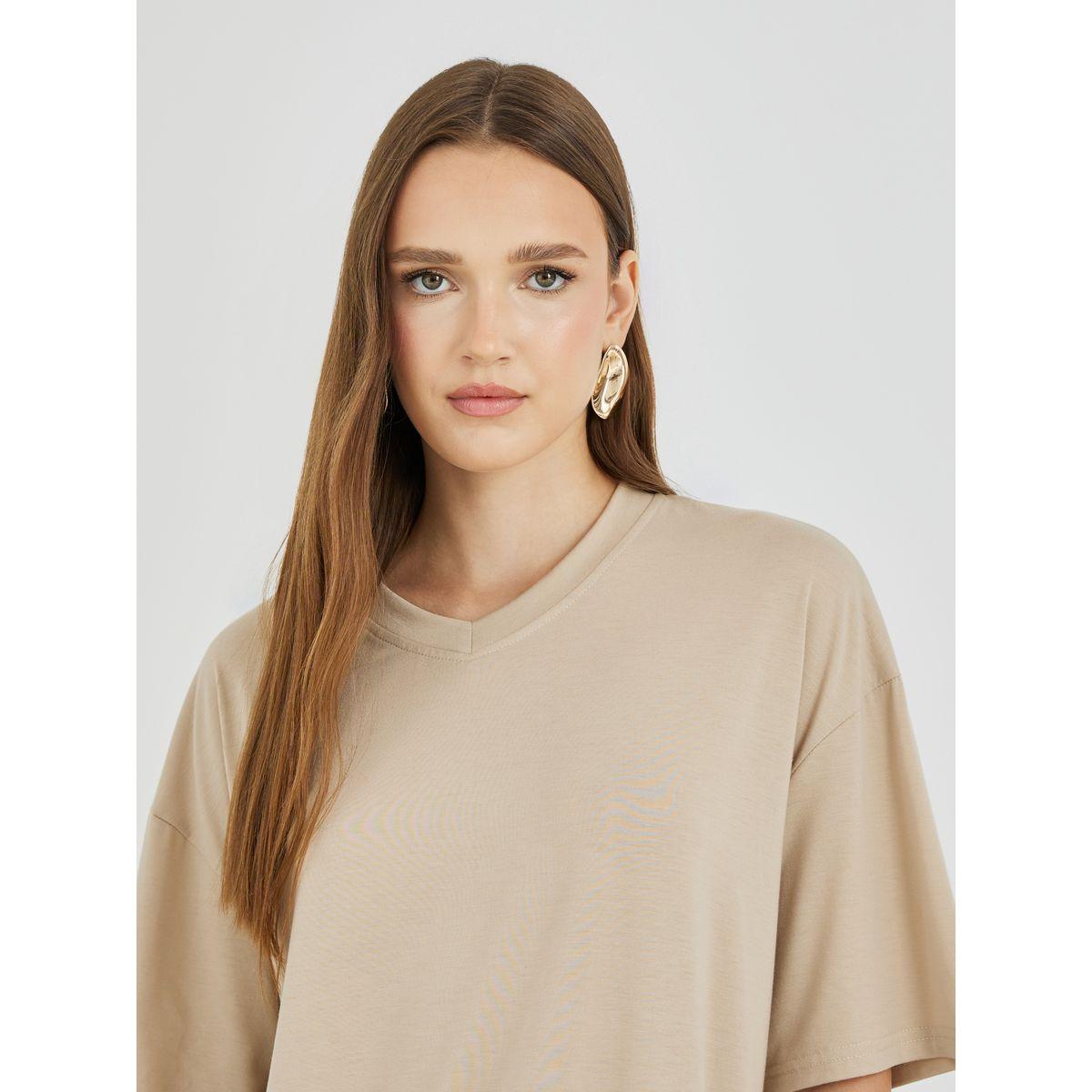 Styli Solid V-Neck Oversized T-Shirt-women-clothing-tshirts-image-3