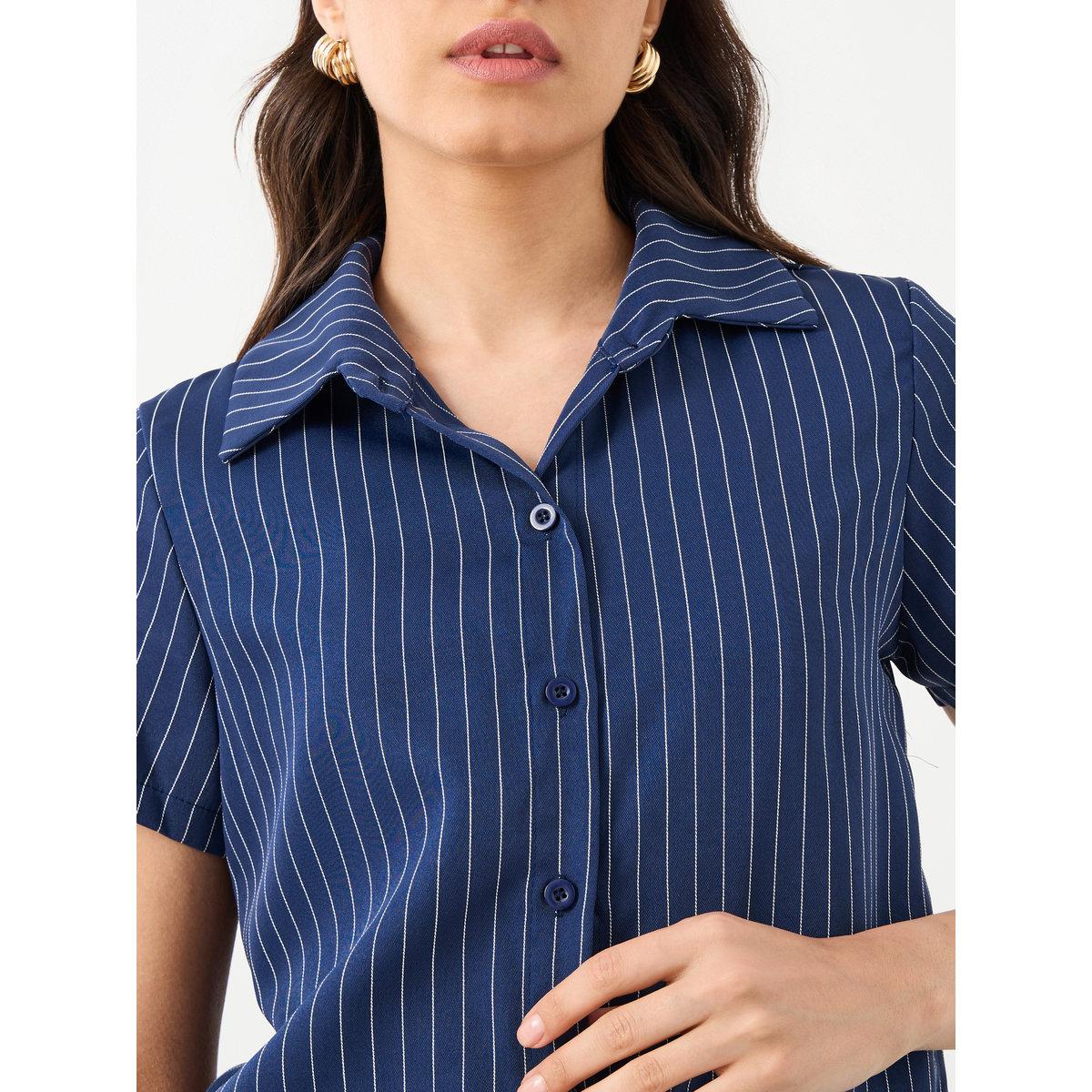 طقم منسق من بنطال وقميص مخطط بقصة عادية-women-clothing-coordsets-image-4