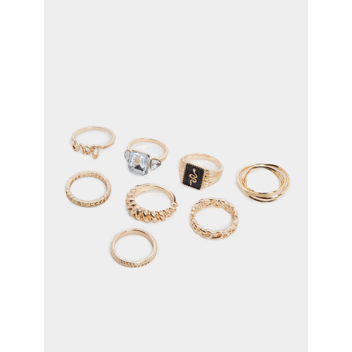 مجموعة من 8 - خواتم متنوعة-women-watchesandjewellery-jewellery-rings-image-1