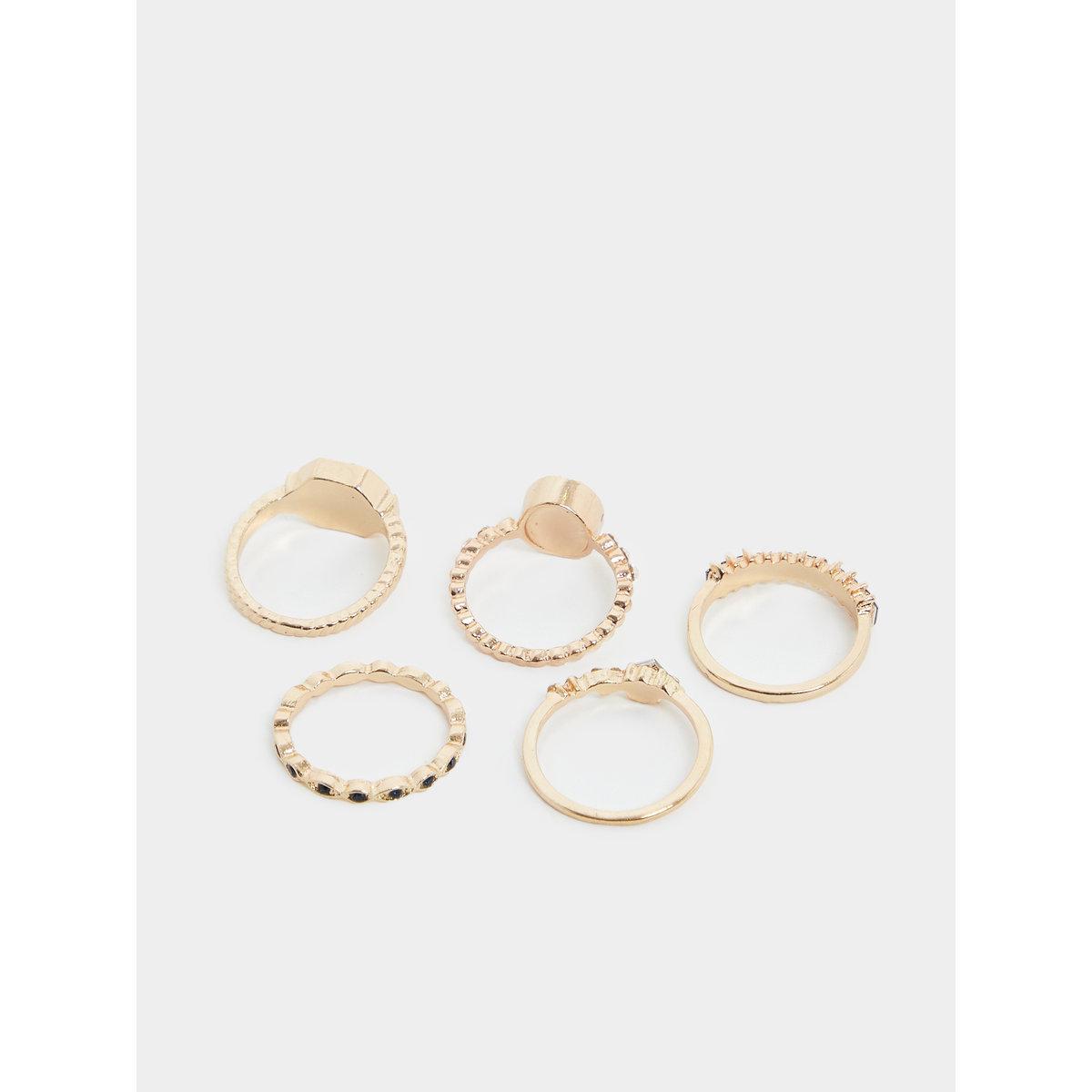 مجموعة من 5 - خواتم متنوعة-women-watchesandjewellery-jewellery-rings-image-2