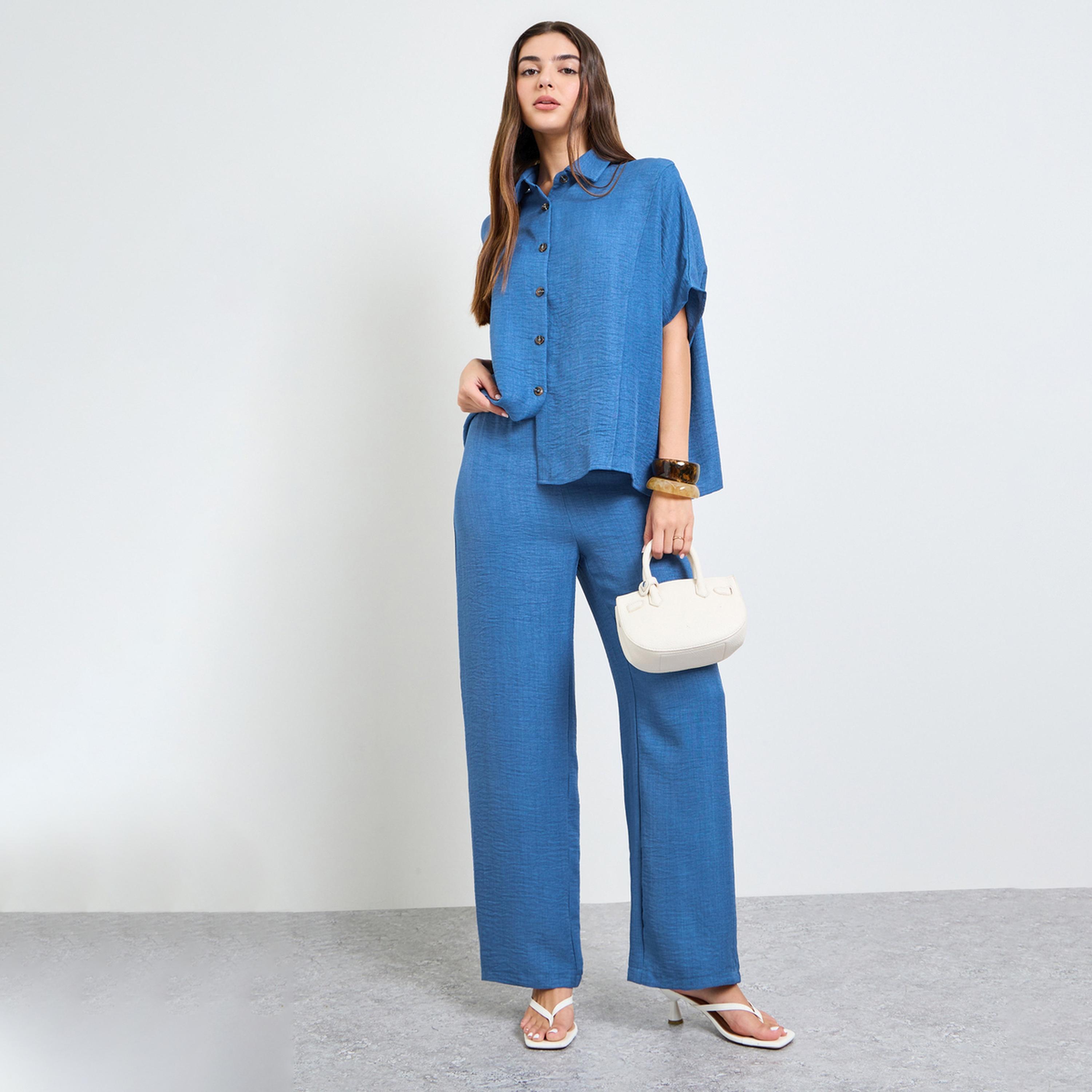 طقم ملابس محتشمة من بنطال وقميص بقصة مريحة-women-clothing-coordsets-image-1