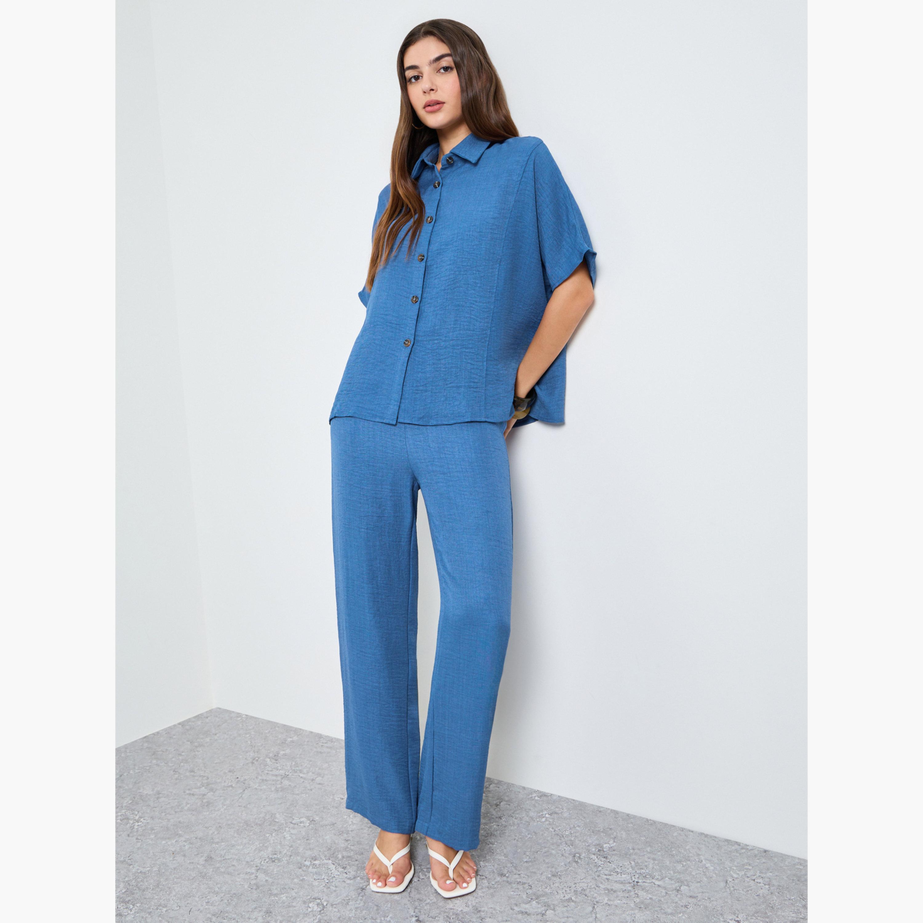 طقم ملابس محتشمة من بنطال وقميص بقصة مريحة-women-clothing-coordsets-image-3