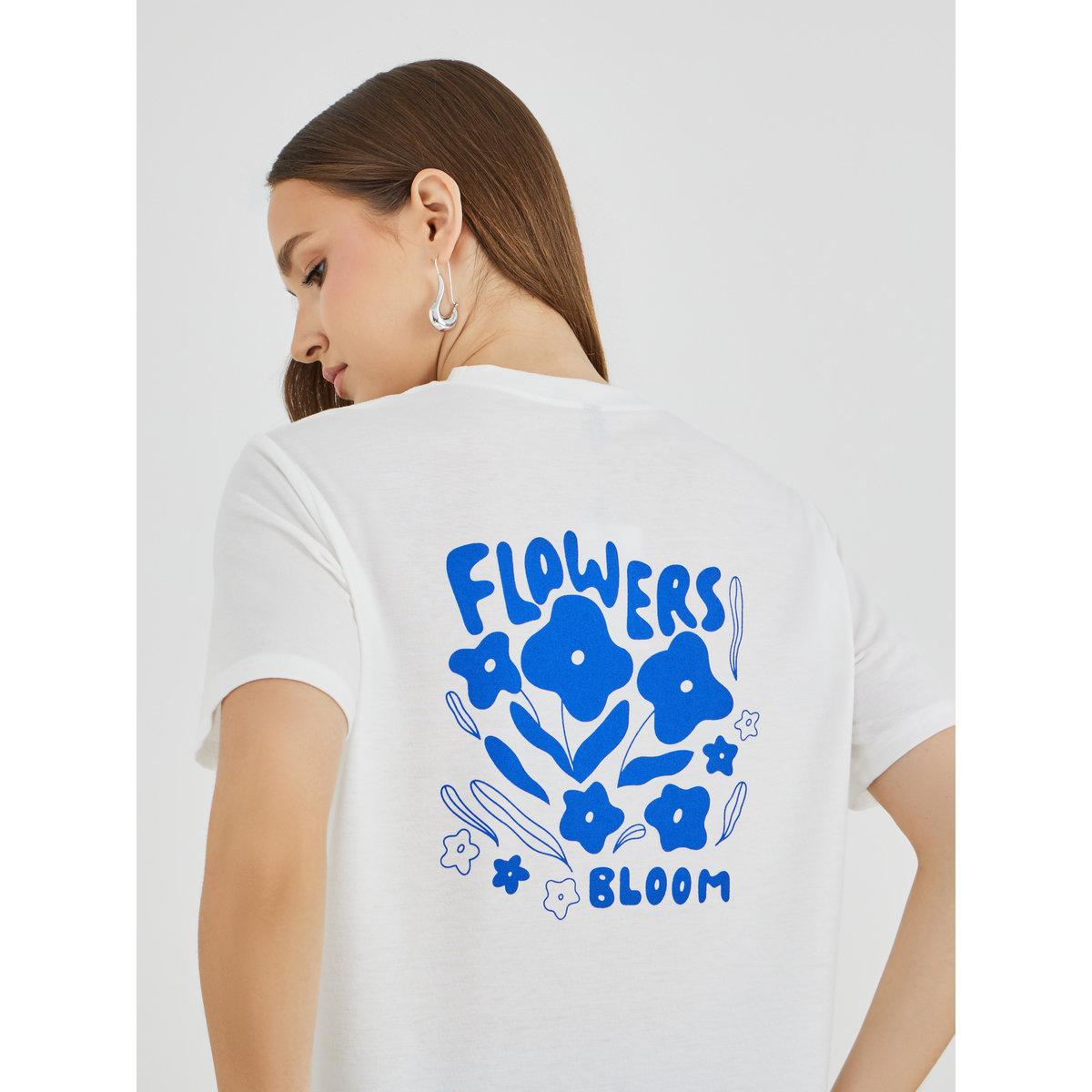 Styli Graphic Printed Oversized T-Shirt-women-clothing-tshirts-image-4