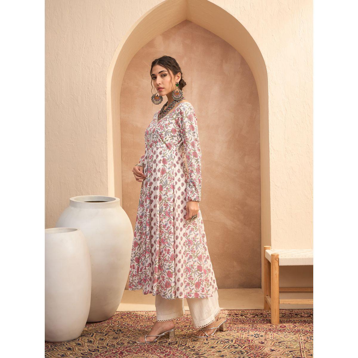 Sassafras White Floral Sweetheart Neck Anarkali Kurta-women-clothing-ethnicwear-kurtas-image-3