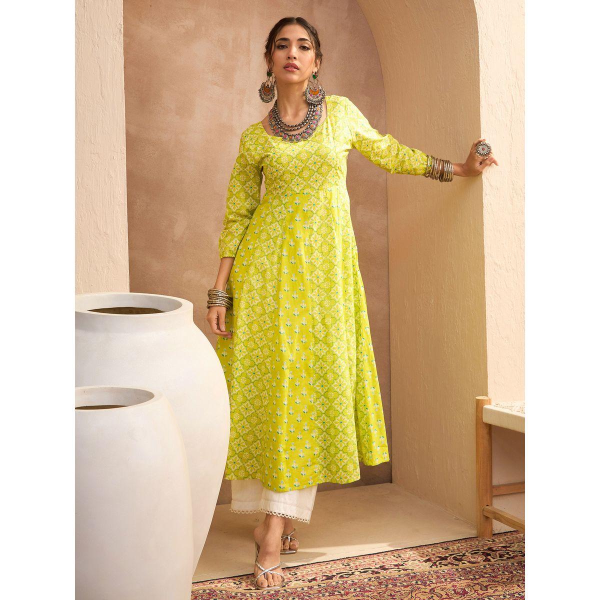 كورتا بتفاصيل زهور وياقة قلب-women-clothing-ethnicwear-kurtas-image-7