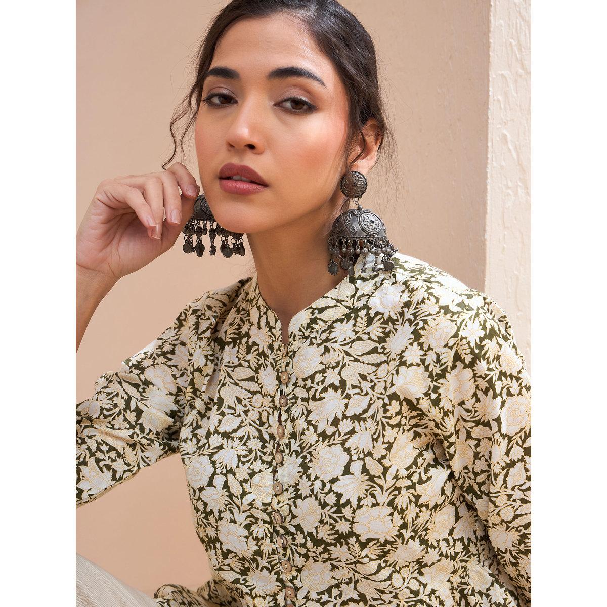 كورتي بطبعة زهور وتفاصيل أزرار-women-clothing-ethnicwear-kurtas-image-4