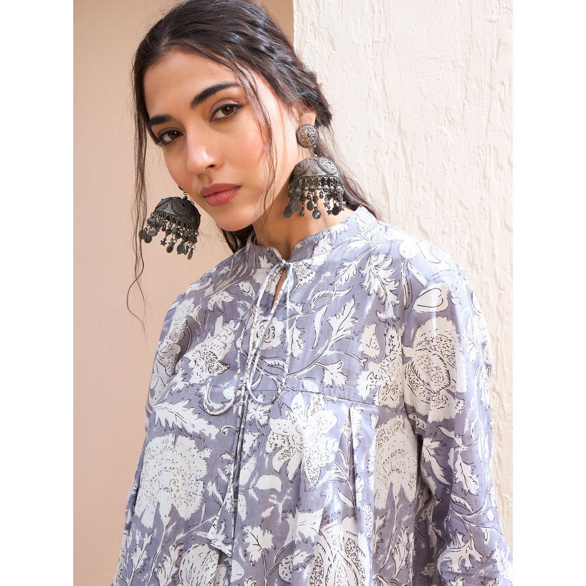 Sassafras Grey Floral Cambric Front Tie Knot Kurti-women-clothing-ethnicwear-kurtas-image-4