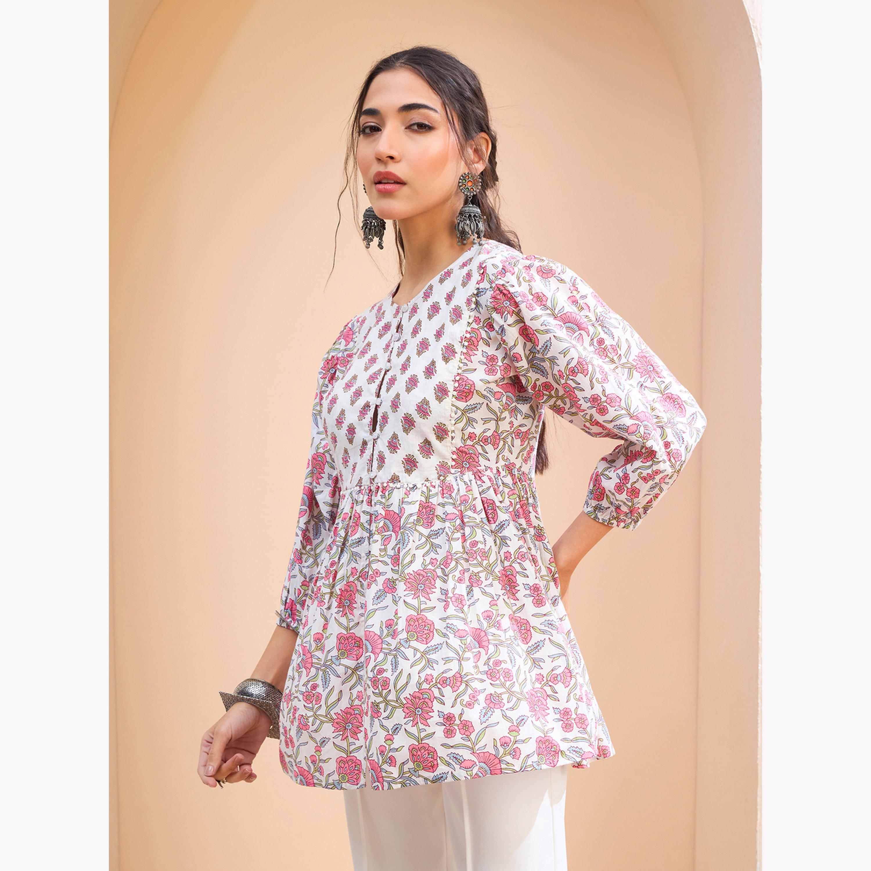 Sassafras White Floral Buttoned Lace Neck Gathered Kurti-women-clothing-ethnicwear-kurtas-image-3
