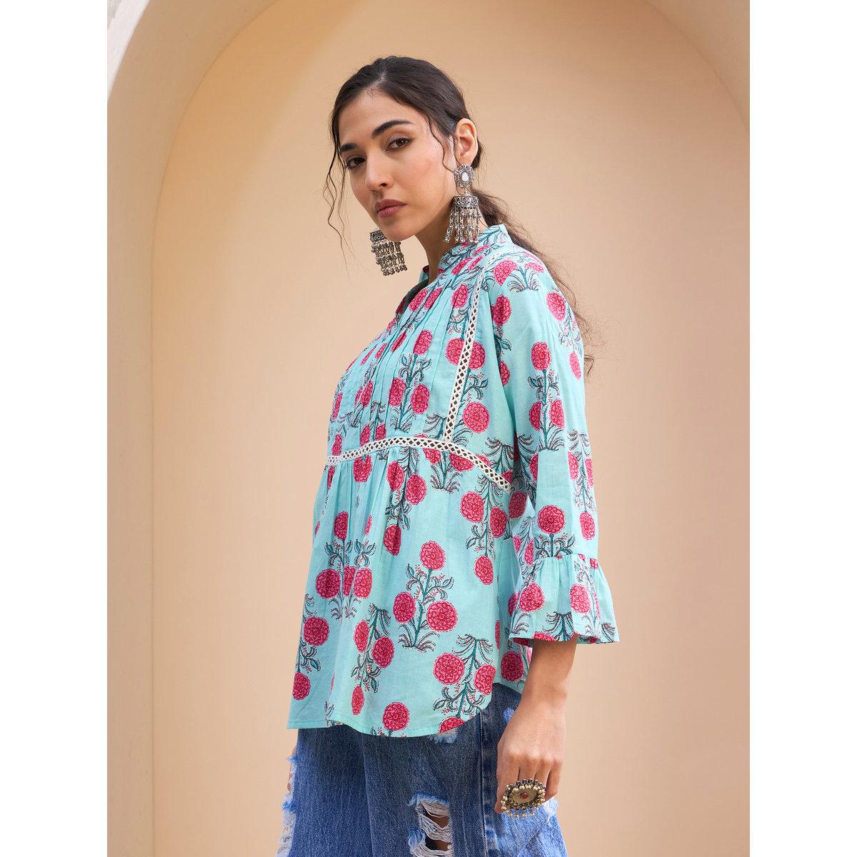 كورتي بطبعة زهور وتفاصيل محزوزة-women-clothing-ethnicwear-kurtas-image-3