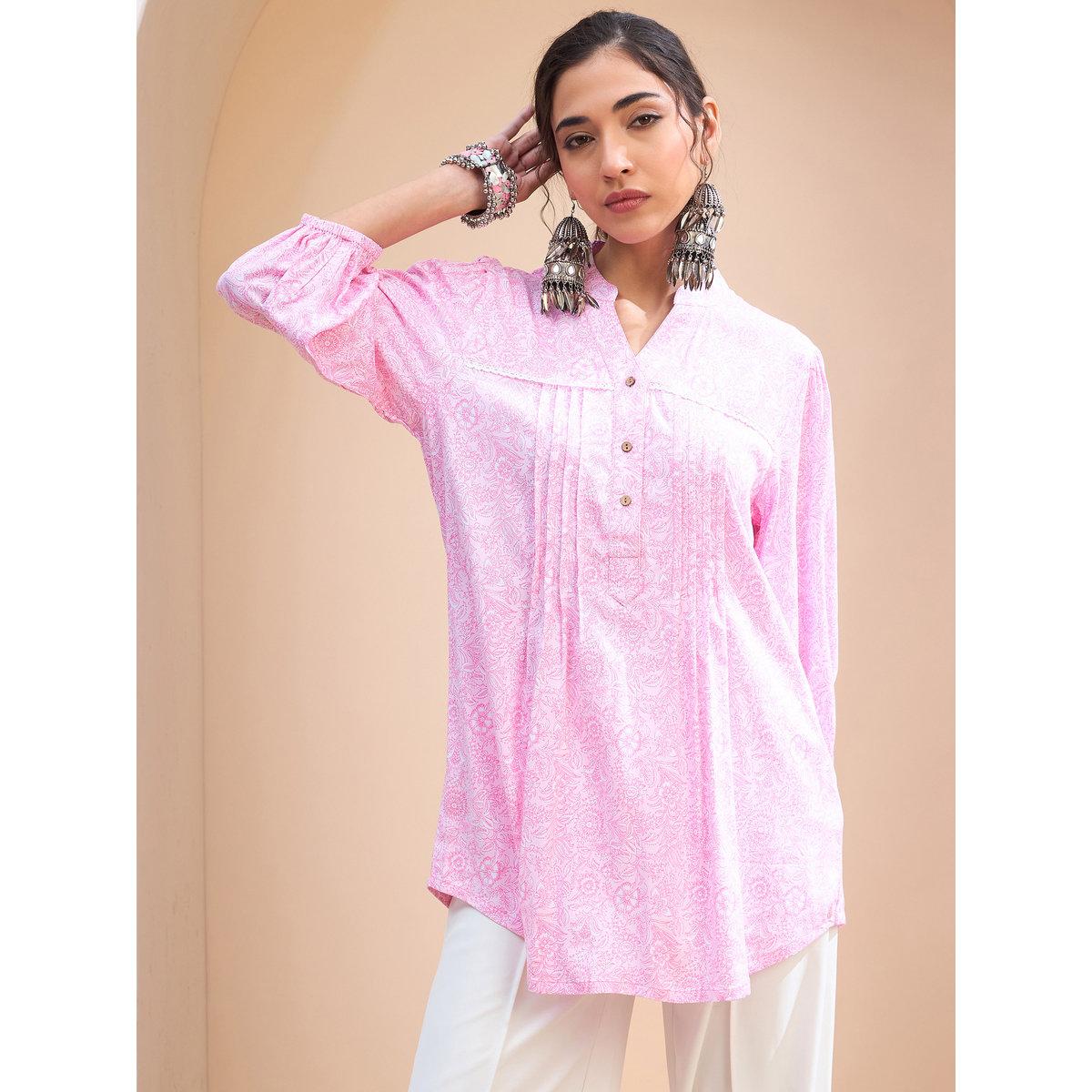 بلوزة بطبعة زهور وتفاصيل محزوزة-women-clothing-ethnicwear-kurtas-image-7