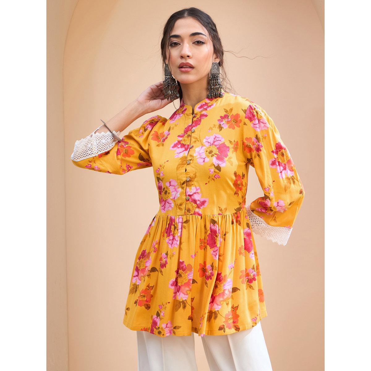كورتي بطبعة زهور وتفاصيل أزرار-women-clothing-ethnicwear-kurtas-image-6