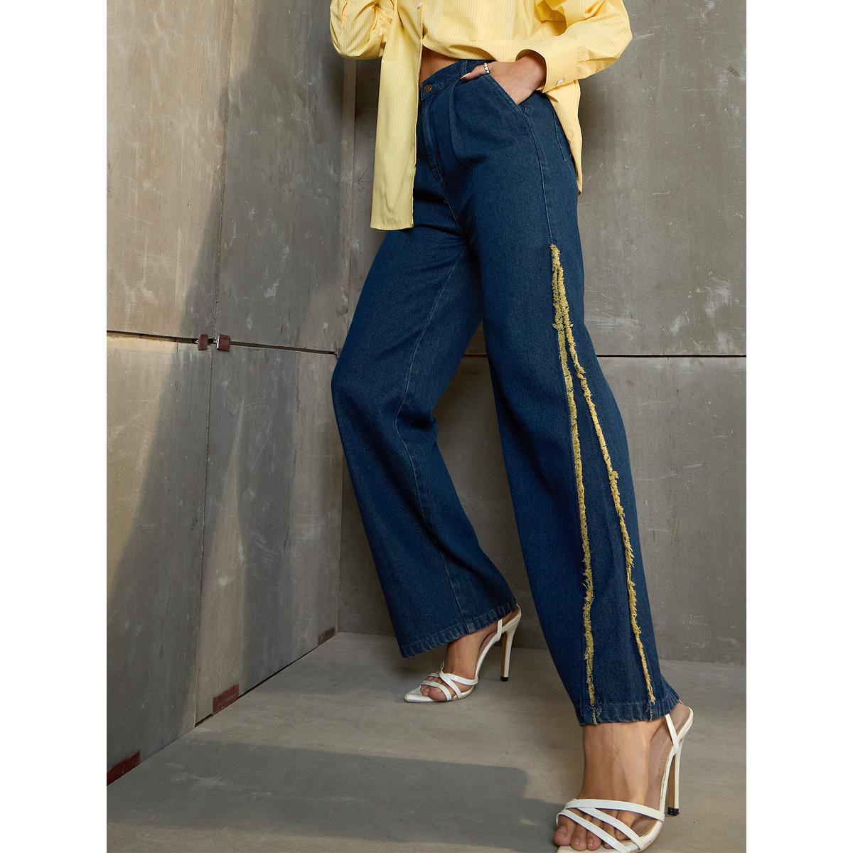 بنطال جينز بقصة أرجل مستقيمة-women-clothing-bottoms-jeans-image-1
