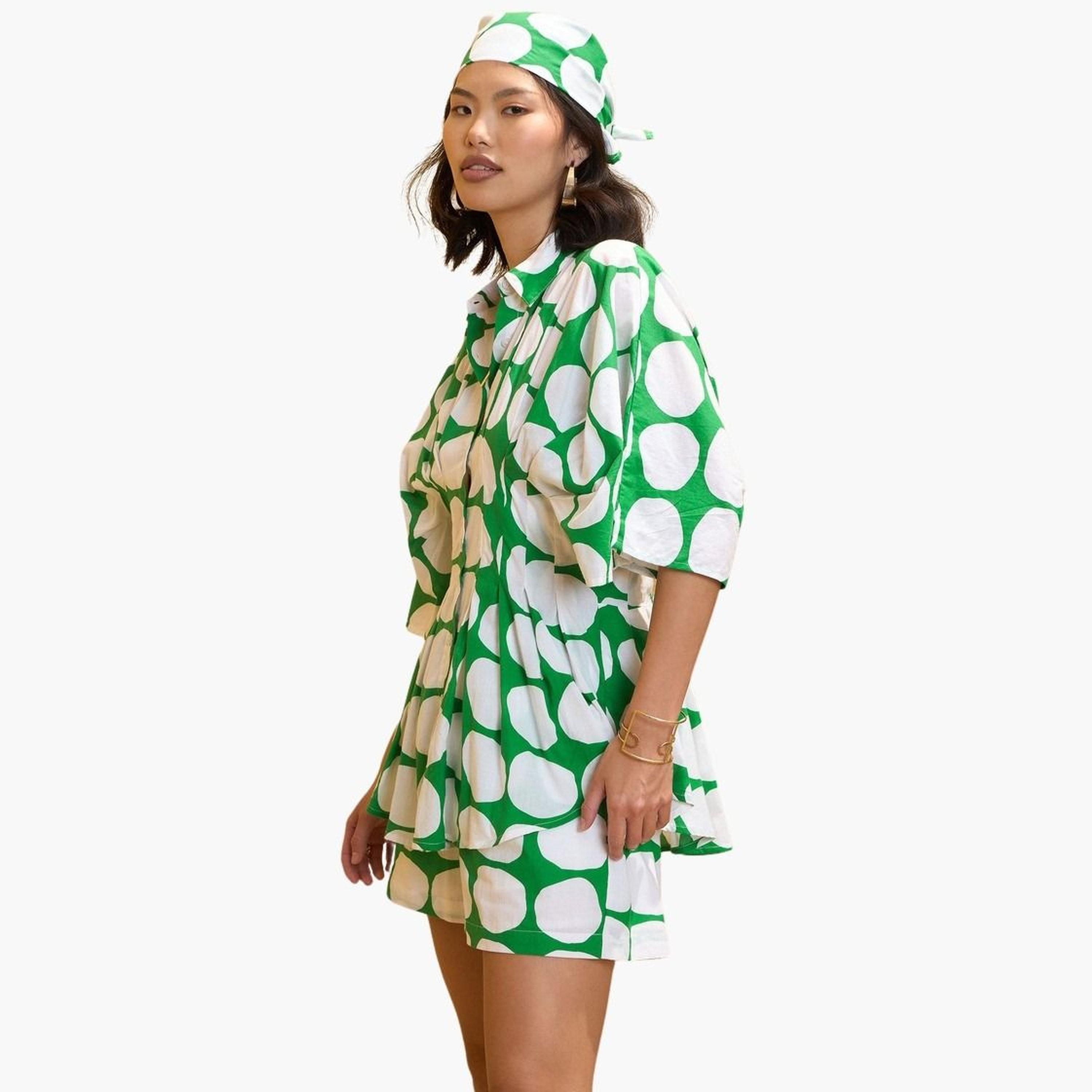 ساسافراس - قميص منقط باللون الأخضر مع شورت للنساء-women-clothing-coordsets-image-3