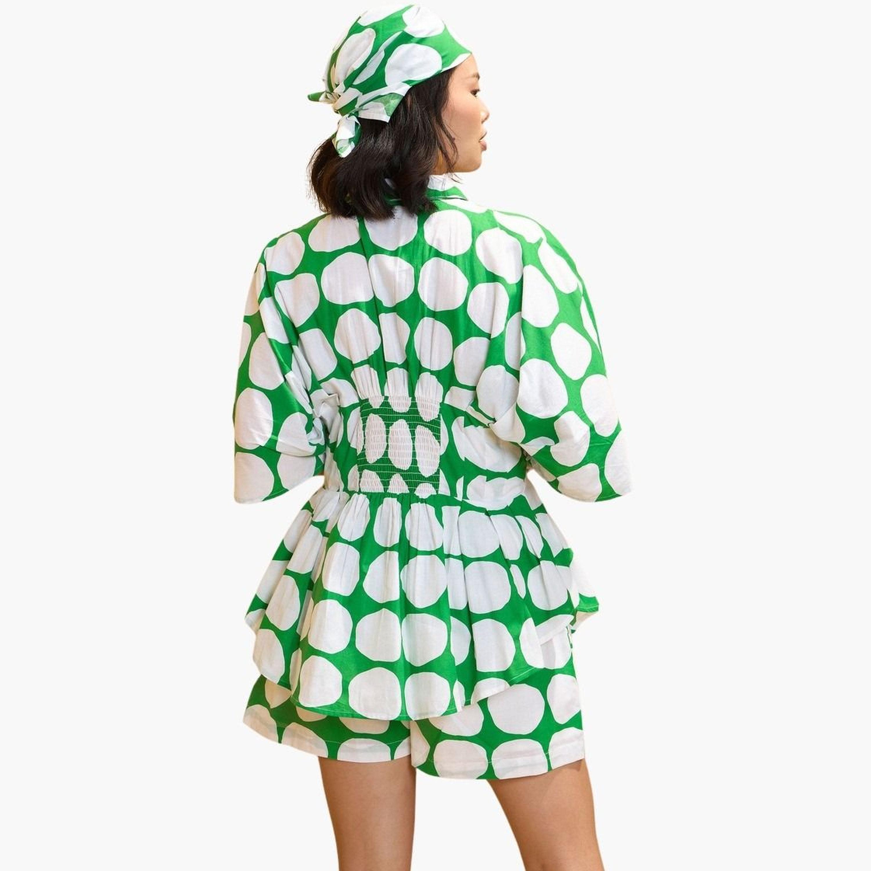 ساسافراس - قميص منقط باللون الأخضر مع شورت للنساء-women-clothing-coordsets-image-5