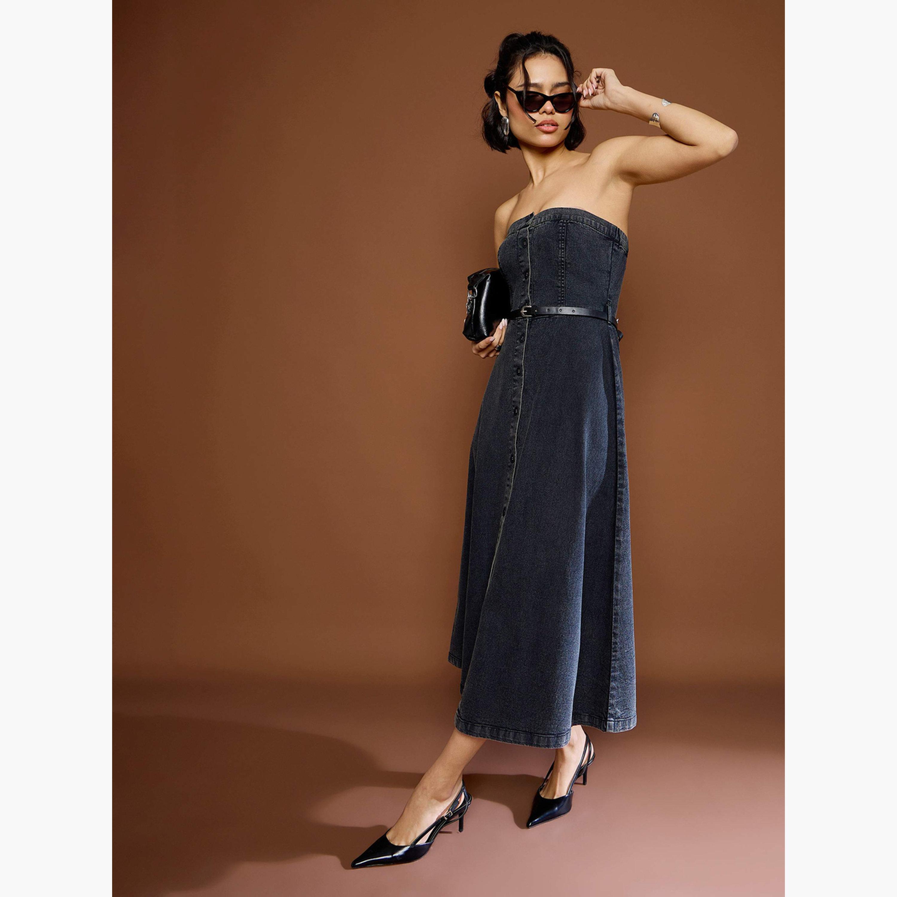 ساسافراس - فستان ميدي من قماش الدنيم الأسود المغسول بفتحة رقبة على شكل شريط-women-clothing-dresses-image-3