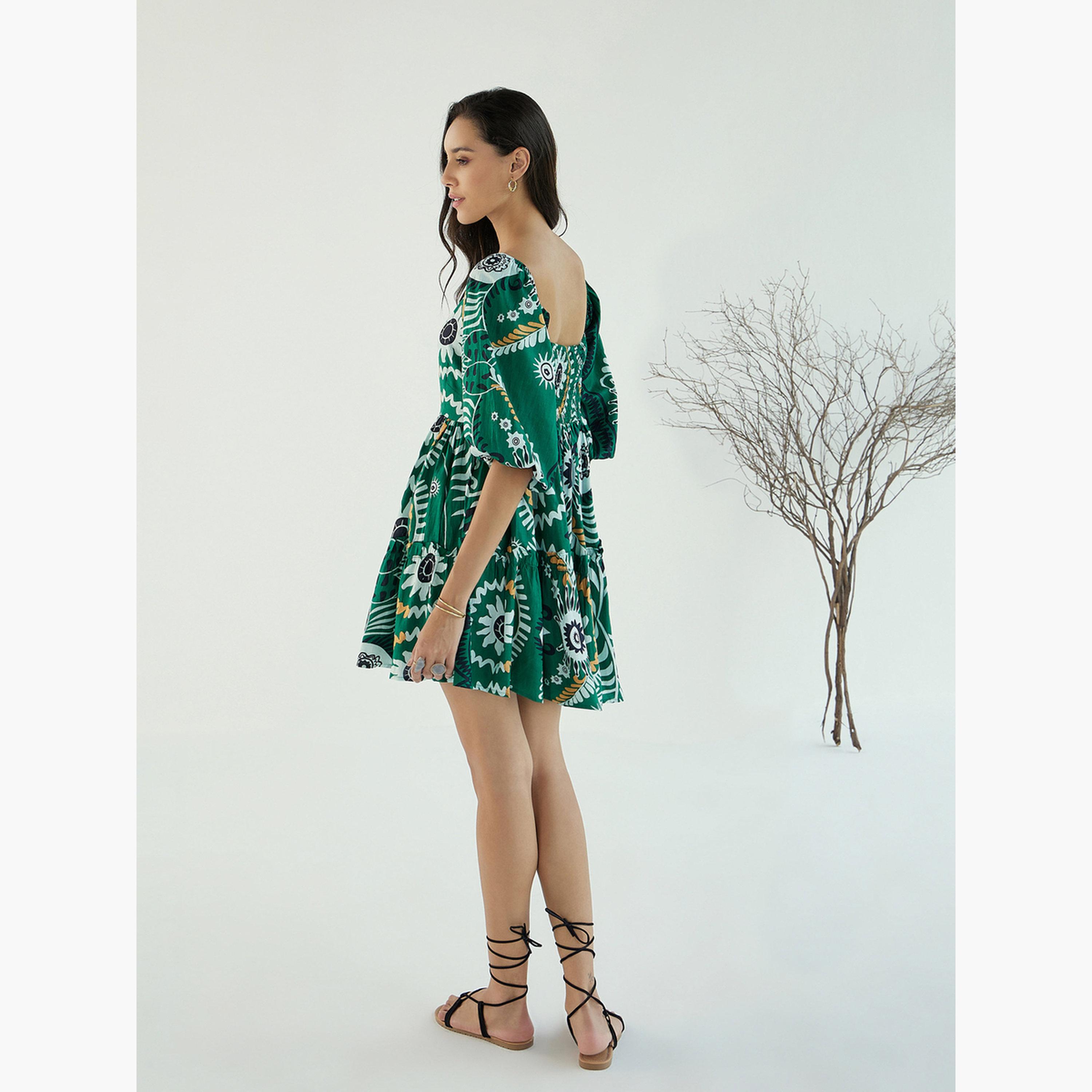 ساسافراس - فستان قصير بطبعة زهور باللون الأخضر الزمردي-women-clothing-dresses-image-5