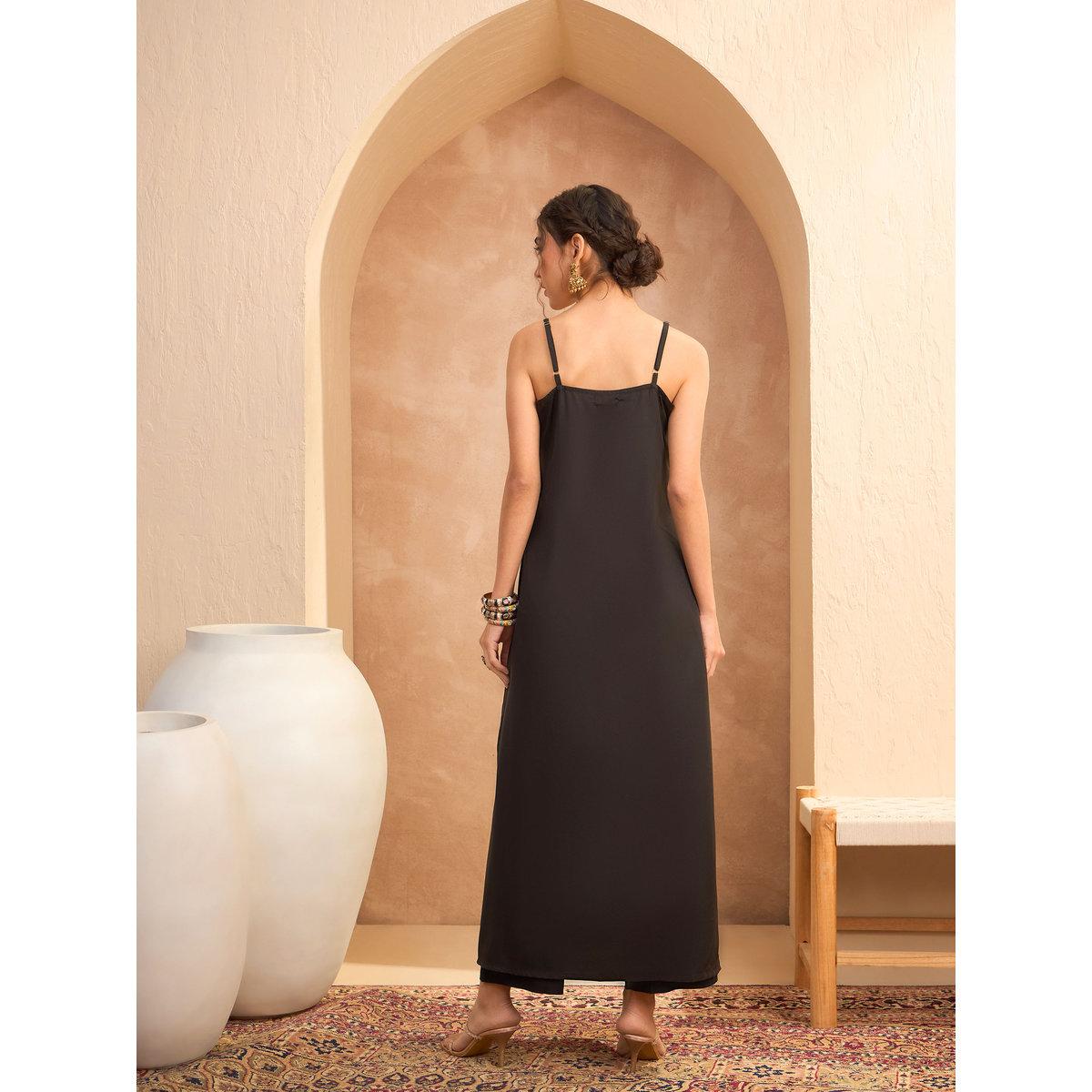 عباية بتفاصيل ترتر مع فستان بحمالات-women-clothing-ethnicwear-dresses-image-9