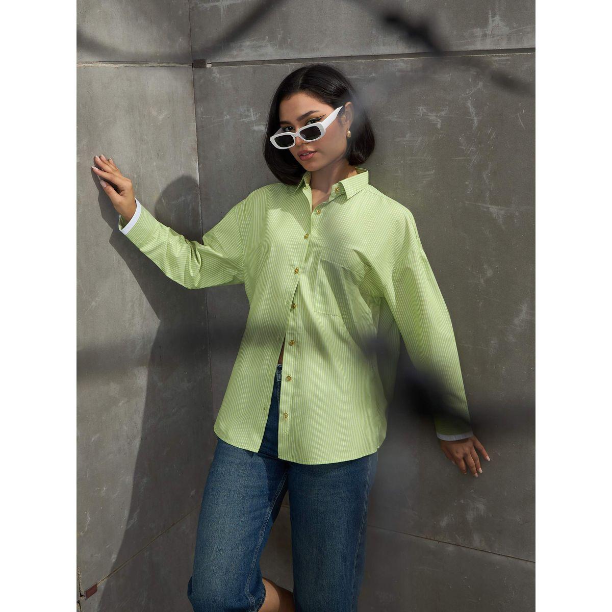 بلوزة فضفاضة مخططة بتفاصيل أزرار-women-clothing-shirtsandblouses-shirts-image-7