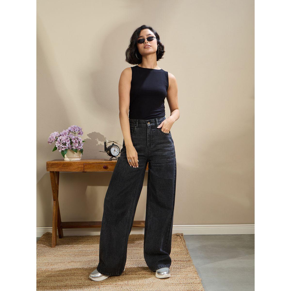 بلوزة قصيرة بدون أكمام مع تفاصيل أزرار-women-clothing-tshirts-image-2