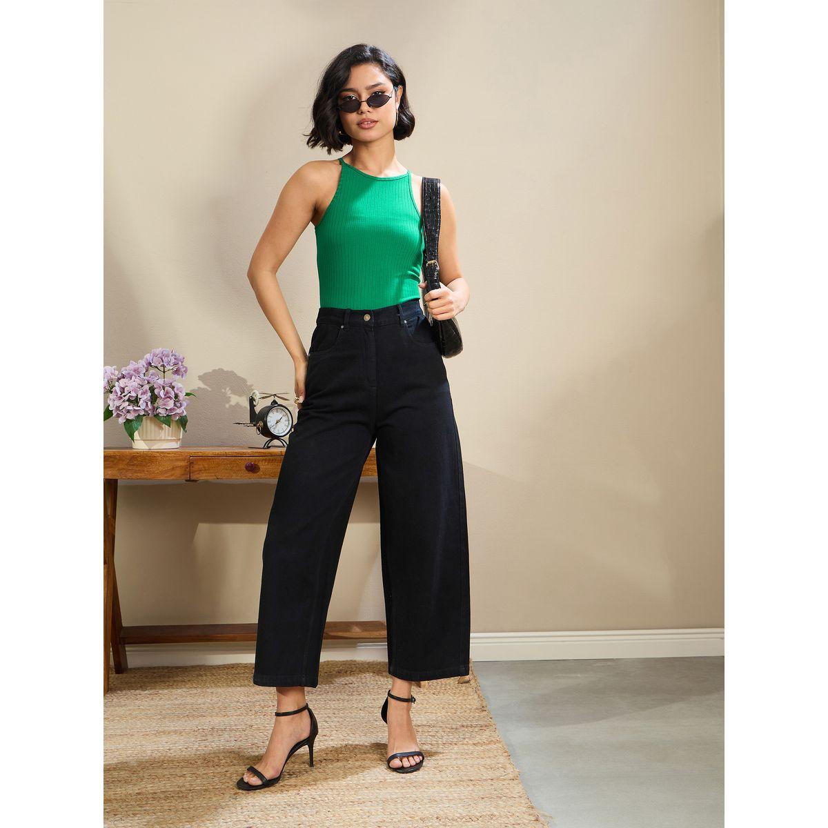 بلوزة قصيرة بحمالات وتفاصيل مُضلعة-women-clothing-tshirts-image-7