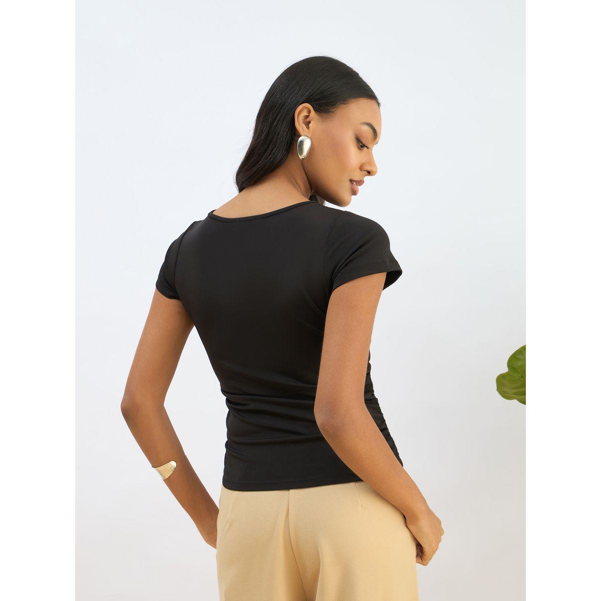 بلوزة قصيرة محبوكة بتفاصيل مزمومة-women-clothing-tshirts-image-5