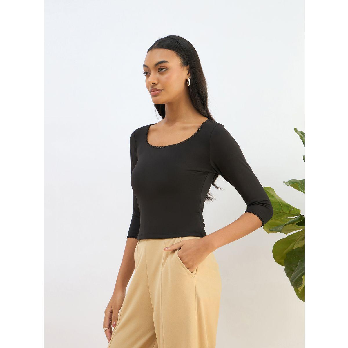 بلوزة قصيرة محبوكة بتفاصيل-women-clothing-tshirts-image-3