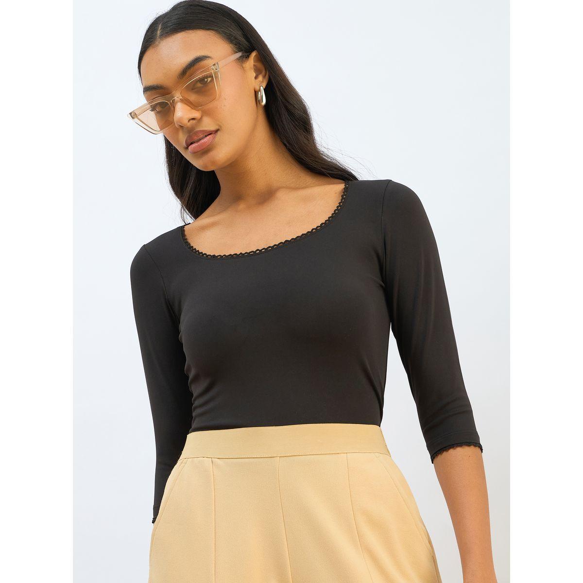 بلوزة قصيرة محبوكة بتفاصيل-women-clothing-tshirts-image-7