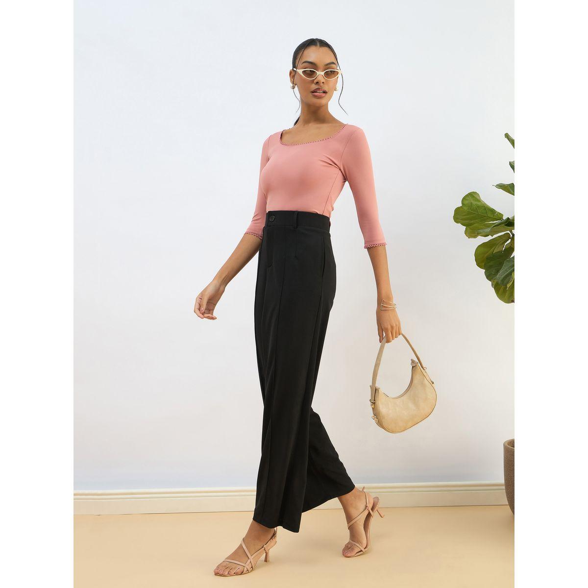 بلوزة قصيرة محبوكة بتفاصيل دانتيل-women-clothing-tshirts-image-7