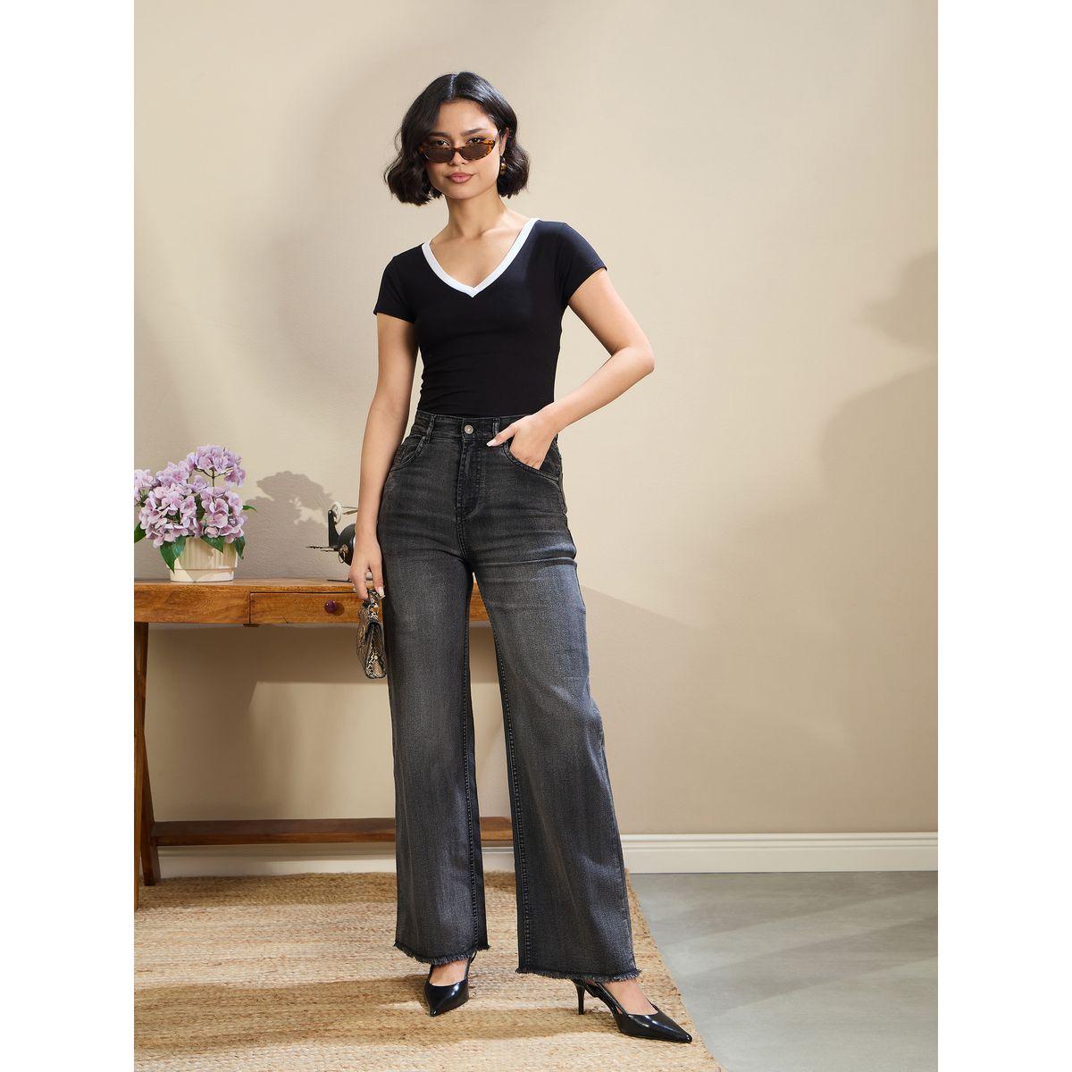 Sassafras Women Black Contrast Deep V Neck Fitted Crop T-Shirt-women-clothing-tshirts-image-7