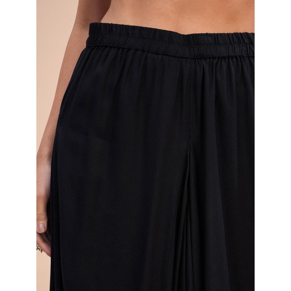 طقم من كورتا بتفاصيل مُطرزة وتنورة دوتي-women-clothing-ethnicwear-kurtasets-image-5