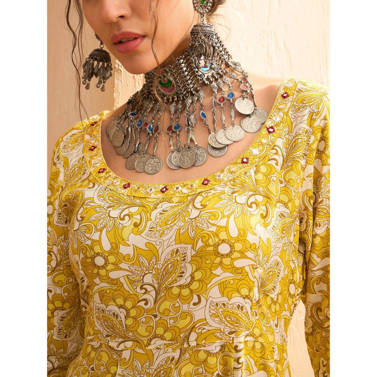 طقم من كورتا بطبعة زهور وبنطال-women-clothing-ethnicwear-kurtasets-image-4