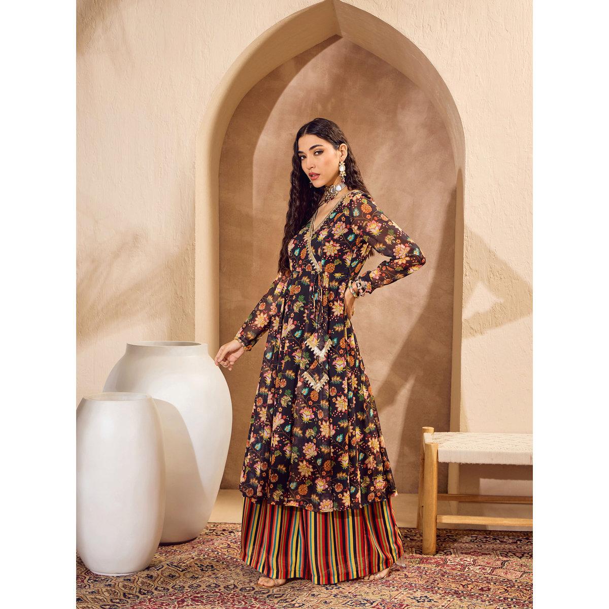طقم من كورتا بطبعة زهور مع بنطال بالازو-women-clothing-ethnicwear-kurtasets-image-4