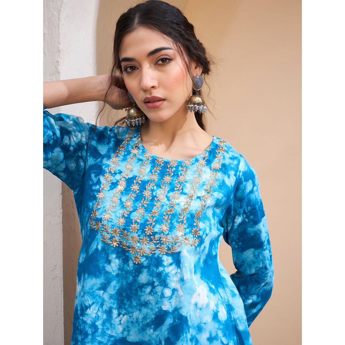 طقم من كورتا بتفاصيل مُطرزة مع بنطال شرارة-women-clothing-ethnicwear-kurtasets-image-4