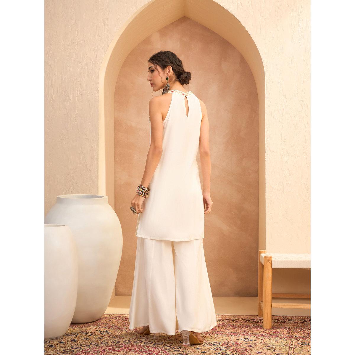 طقم من كورتا بتفاصيل مُطرزة مع بنطال بالازو-women-clothing-ethnicwear-kurtasets-image-7